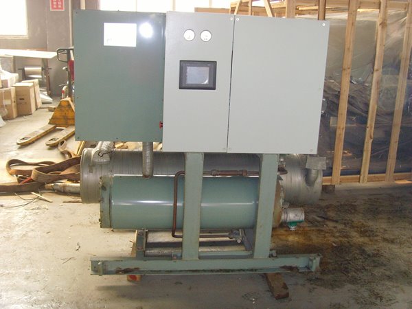 多祥镇酒店中央空调不停机清洗方法介绍